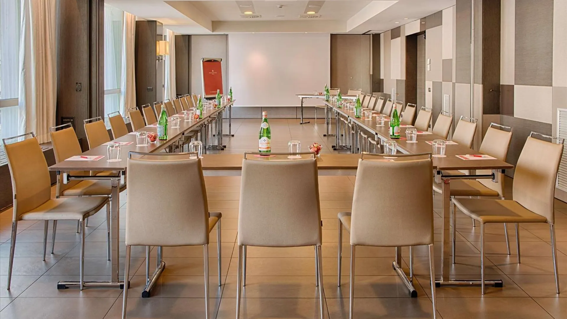 Отель Nh Collection Milano President